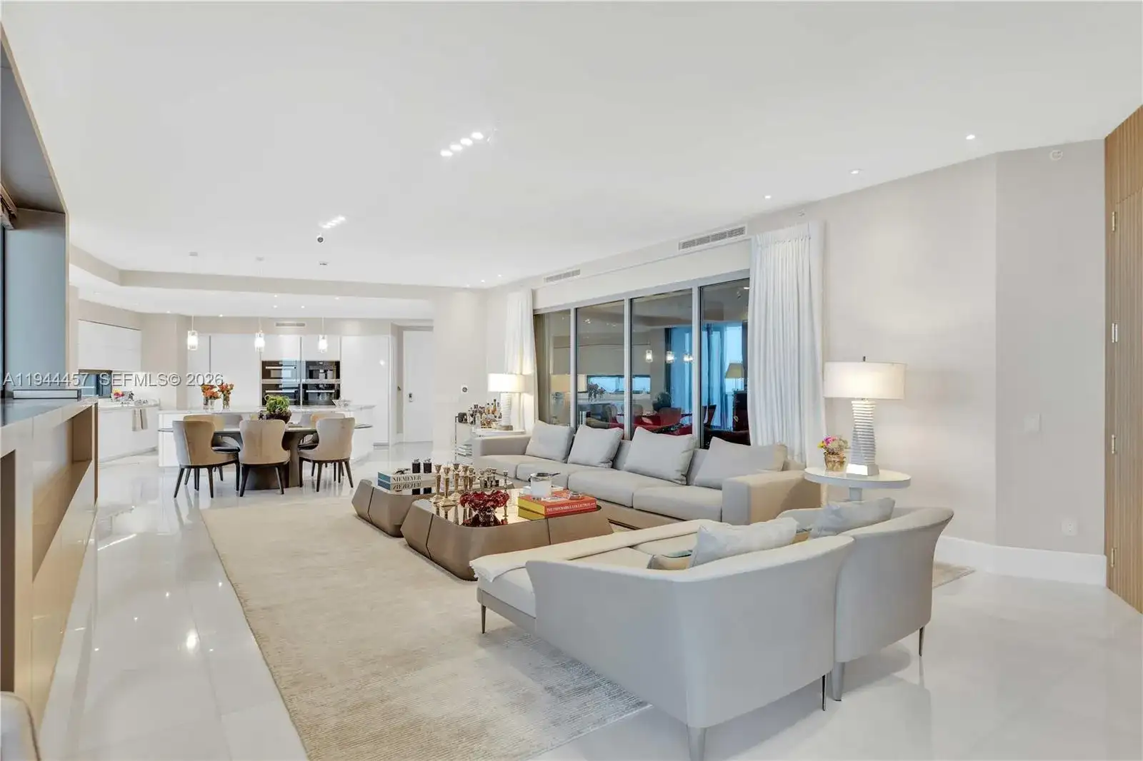 18555 Collins Ave # 4601, Sunny Isles Beach FL 33160 photo 3