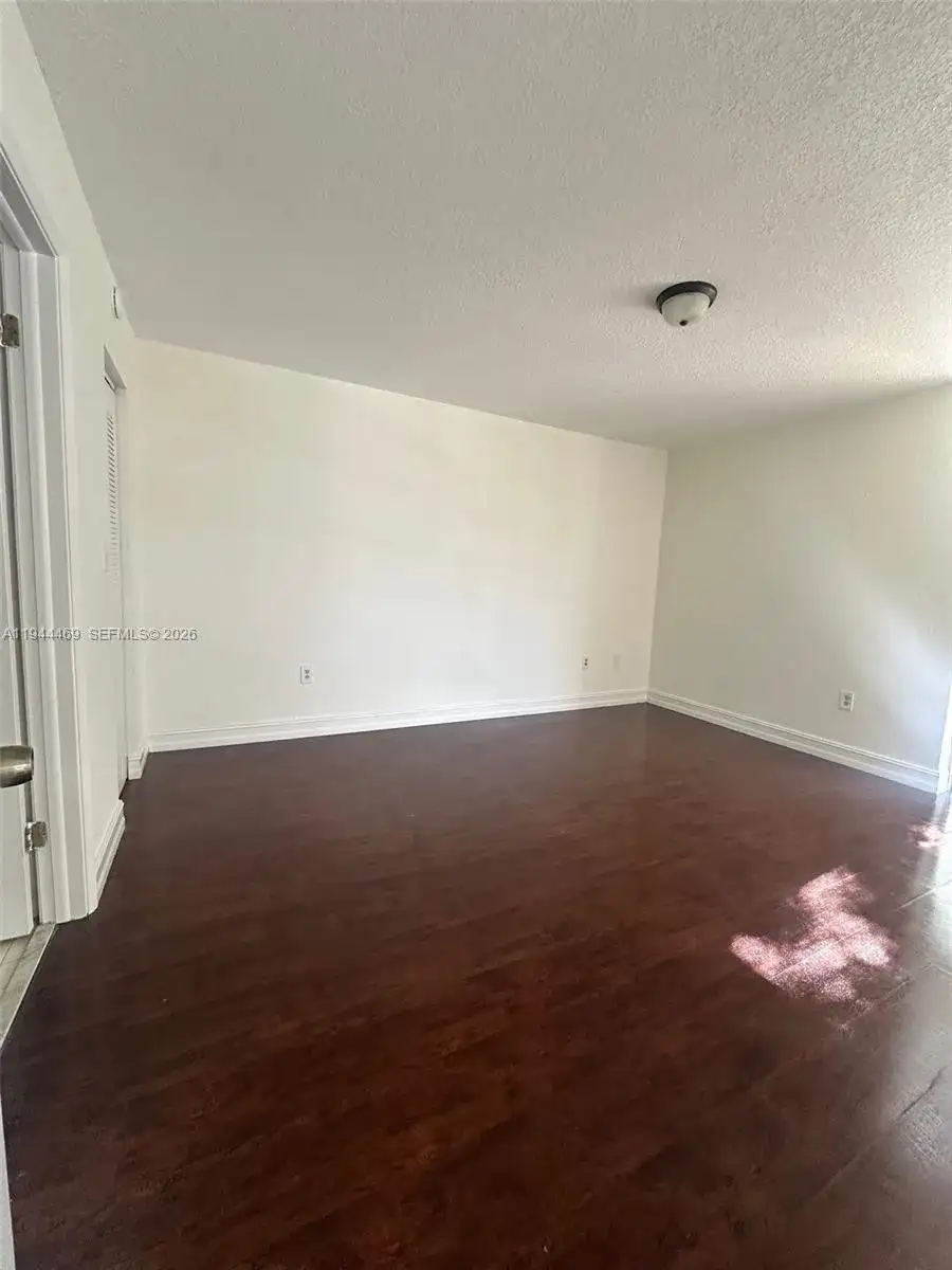 7125 NW 186th St # B208, Hialeah FL 33015 photo 3