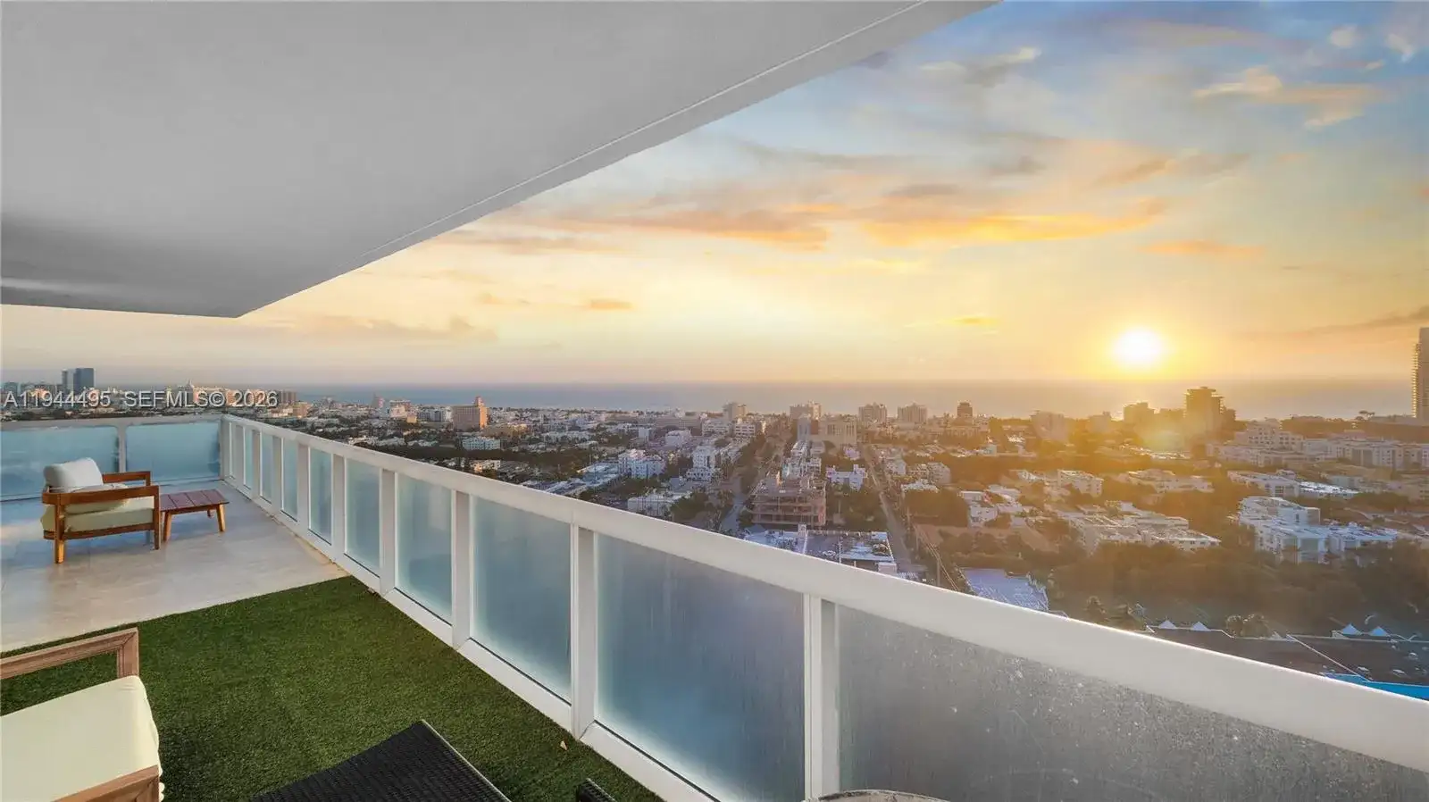 450 Alton Rd # 2810, Miami Beach FL 33139 photo 3