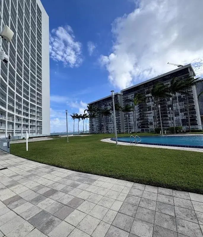 601 NE 36th St # 1311, Miami FL 33137