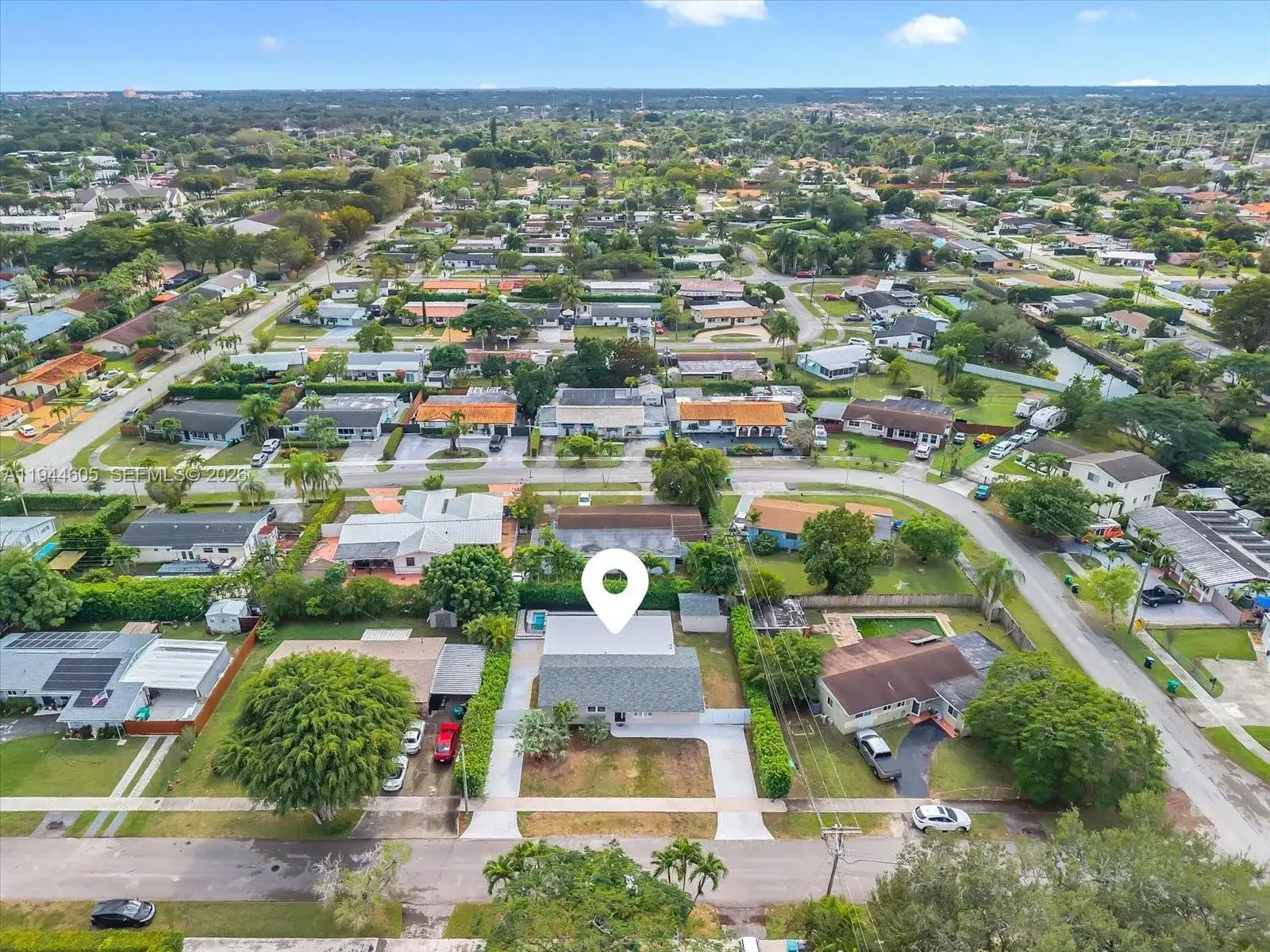 10330 SW 51st St, Miami FL 33165 photo 2