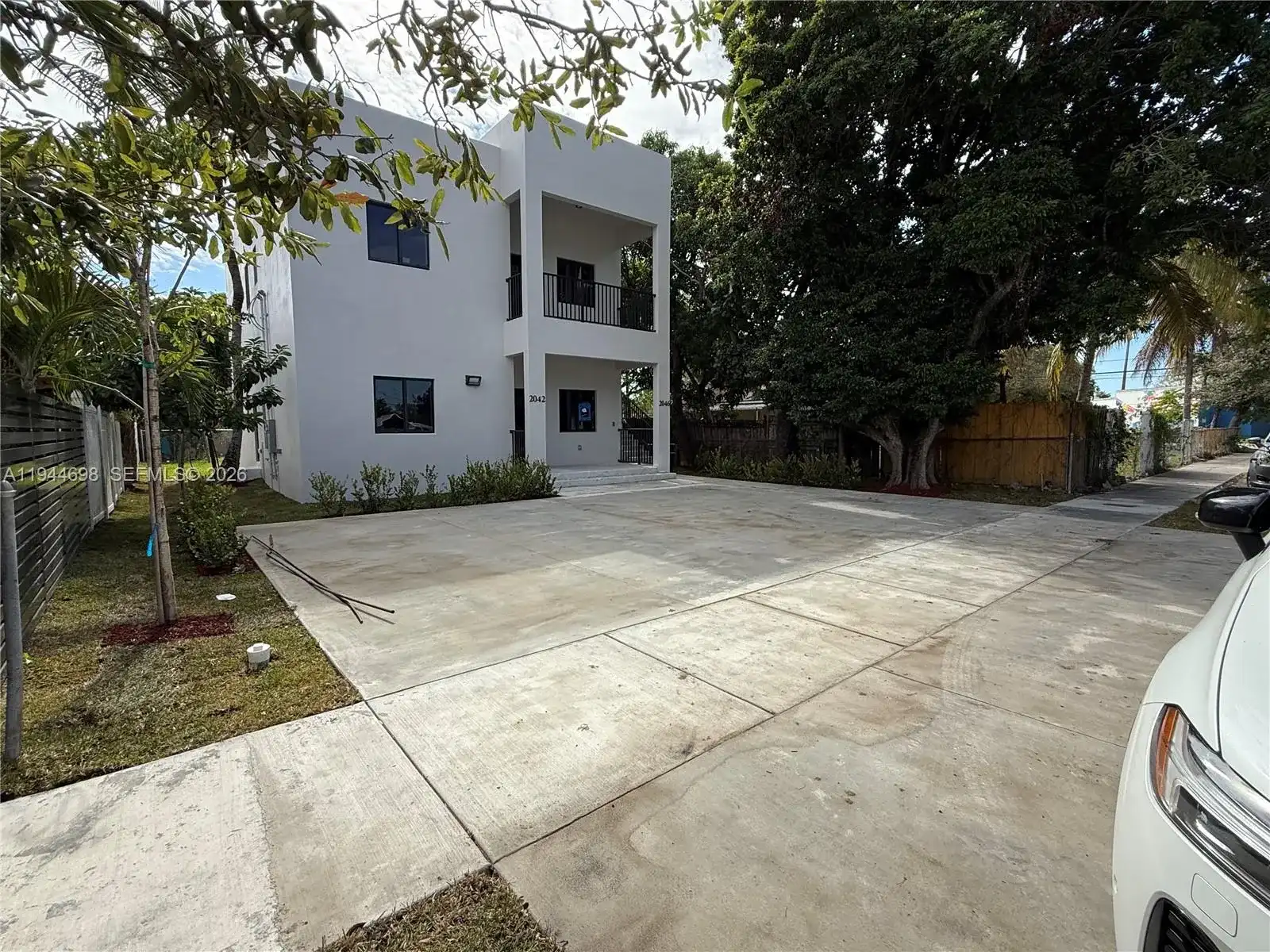 2042 NW 55 TERRACE, Miami FL 33142