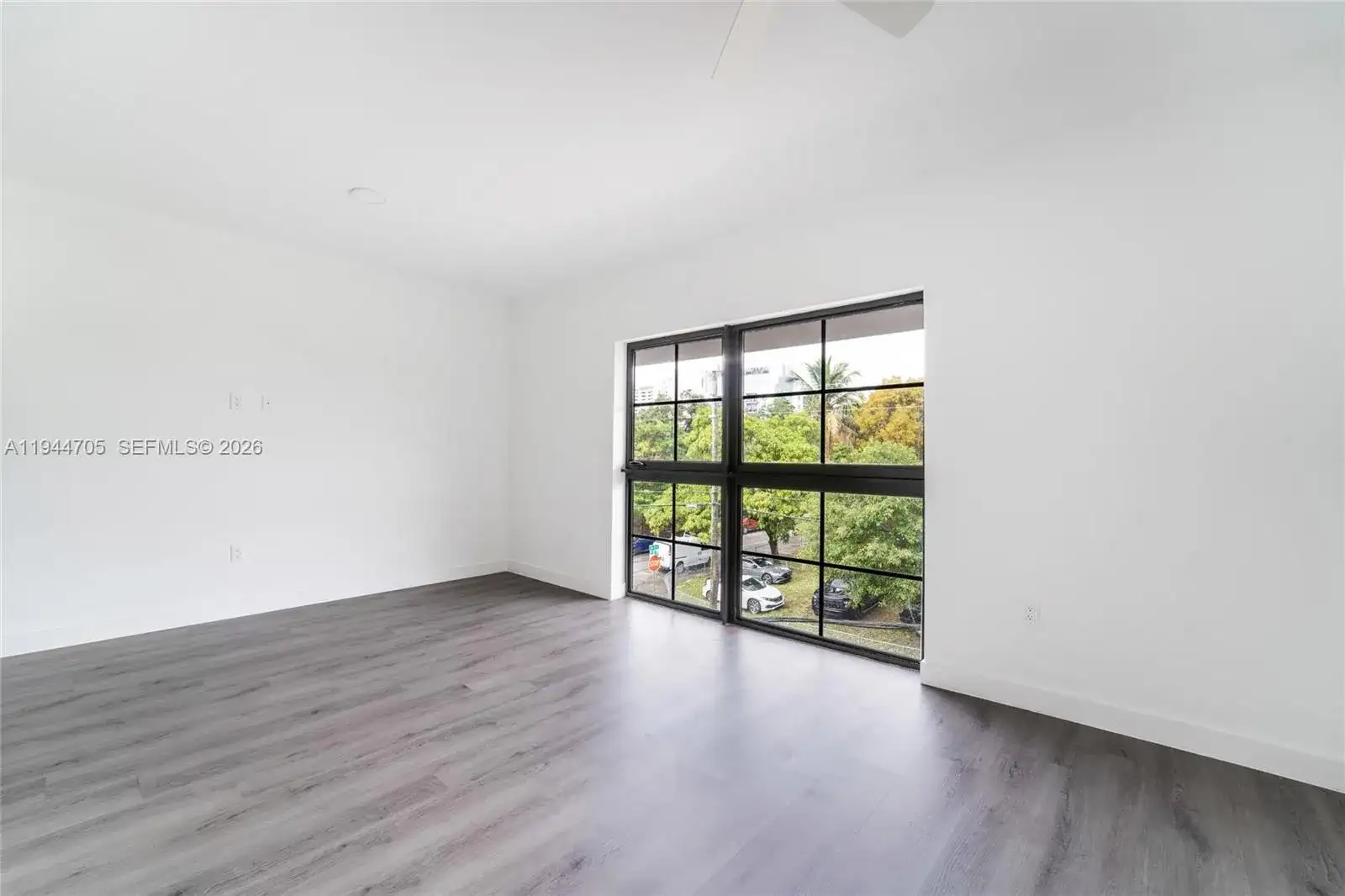 1165 NW 8th Ave # 101, Miami FL 33136 photo 5