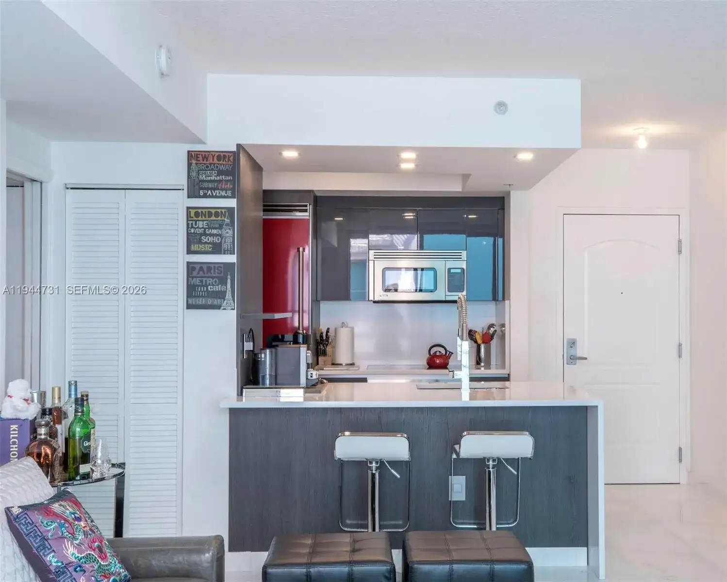 110 Washington Ave # 1722, Miami Beach FL 33139 photo 3