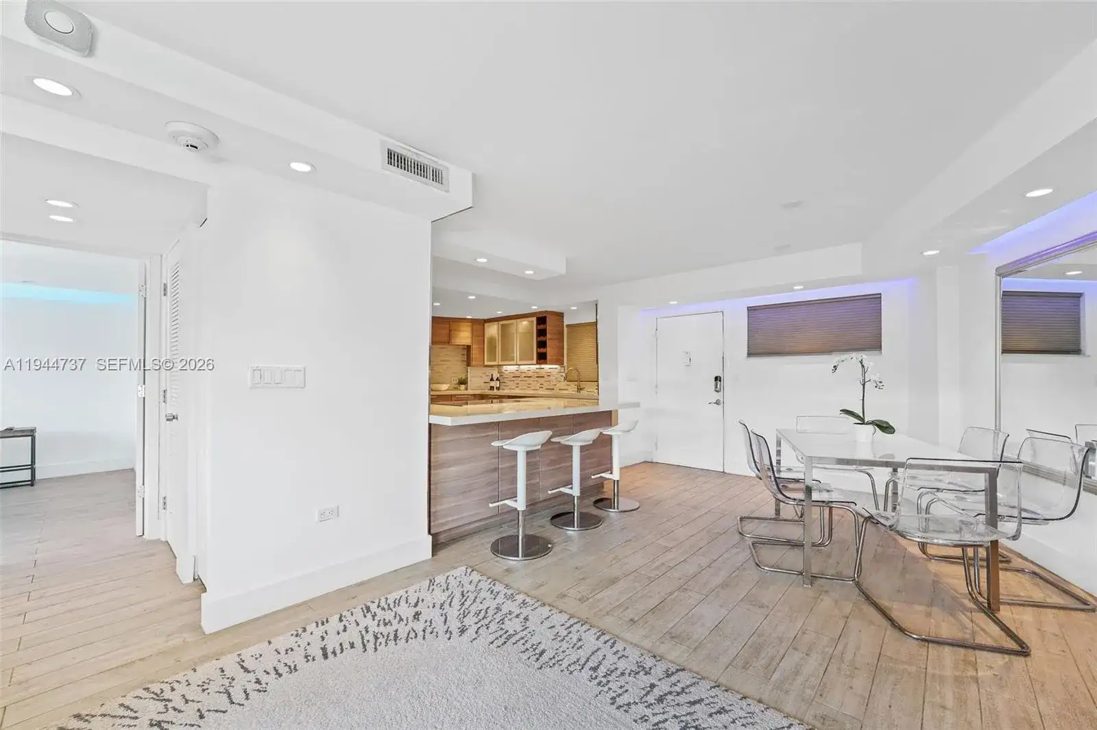1881 Washington Ave # 5H, Miami Beach FL 33139 photo 4