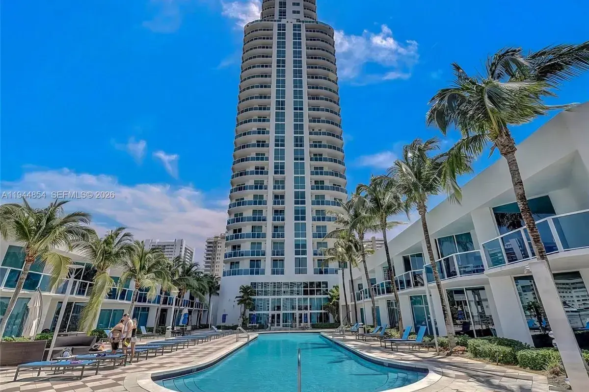 1945 S Ocean Dr # 1405, Hallandale Beach FL 33009
