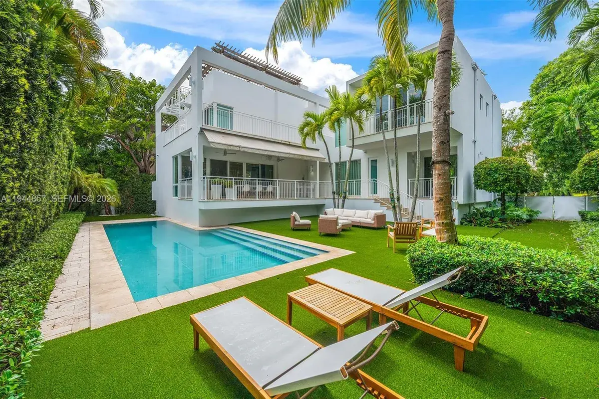 755 Allendale Rd, Key Biscayne FL 33149