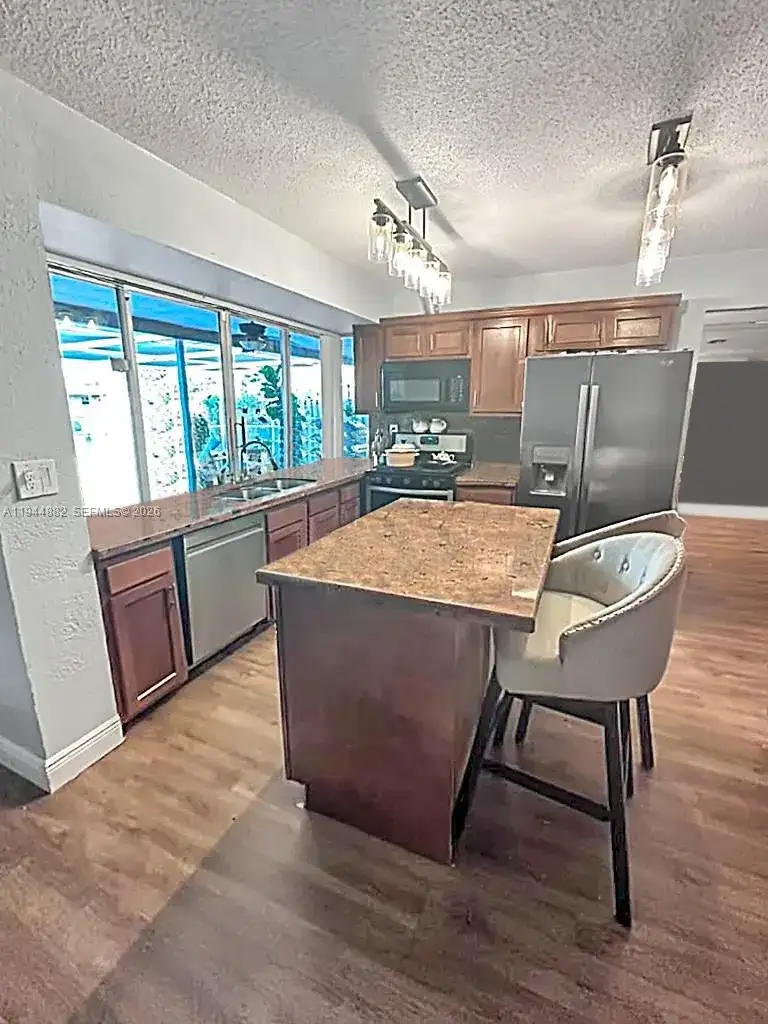 8361 NW 24th Ct, Sunrise FL 33322 photo 5