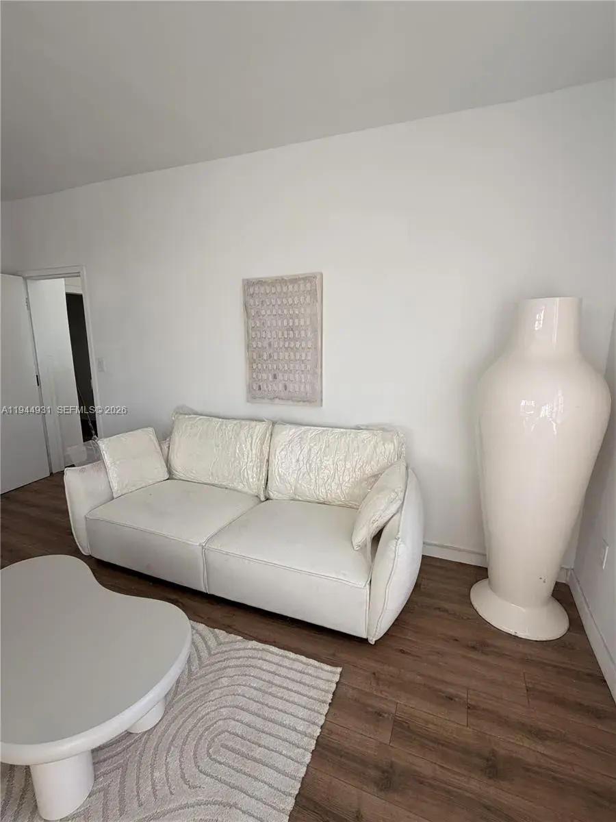 1525 Euclid Ave # 2, Miami Beach FL 33139 photo 3