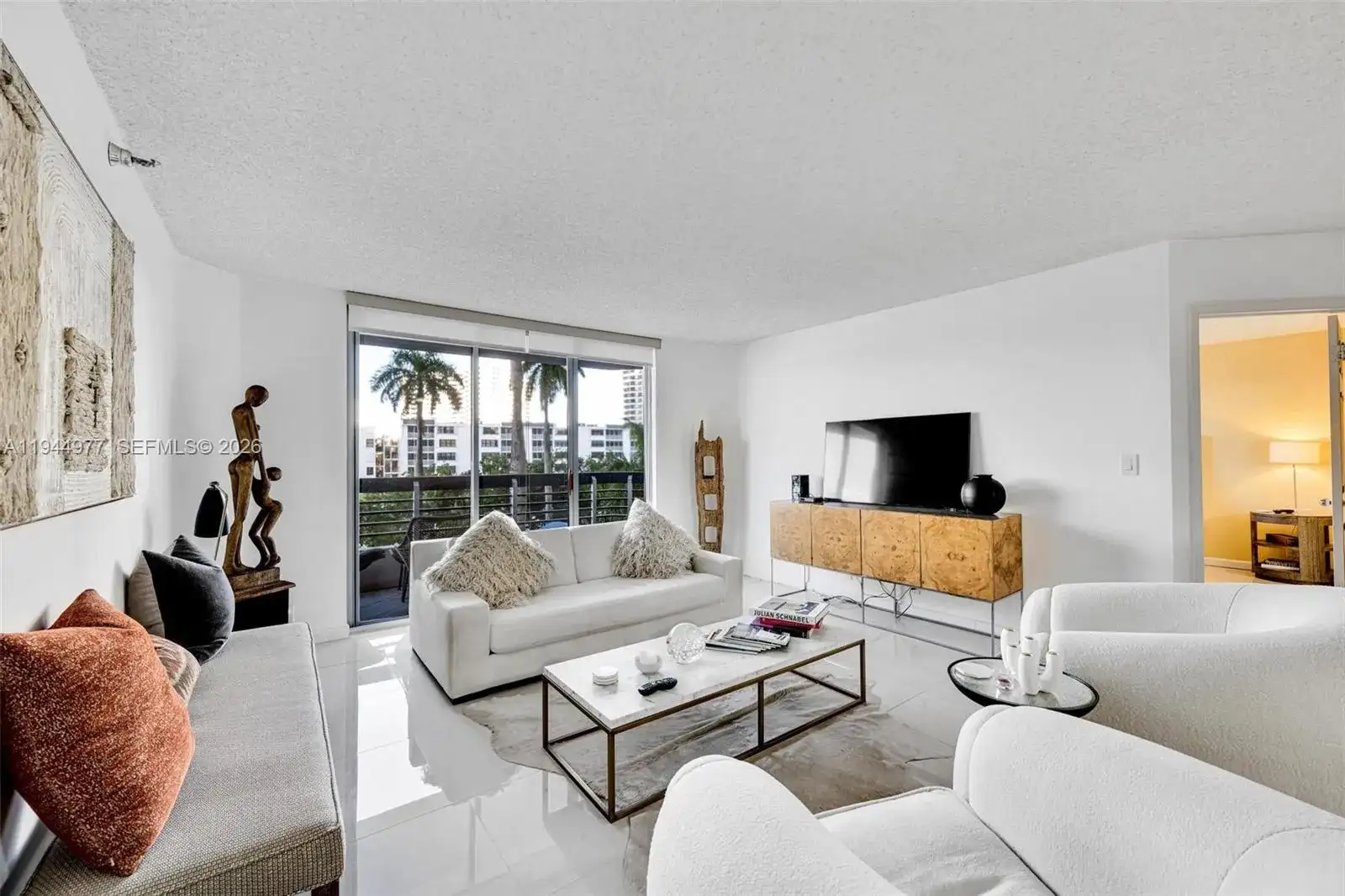 3530 Mystic Pointe Dr # 303, Aventura FL 33180 photo 2