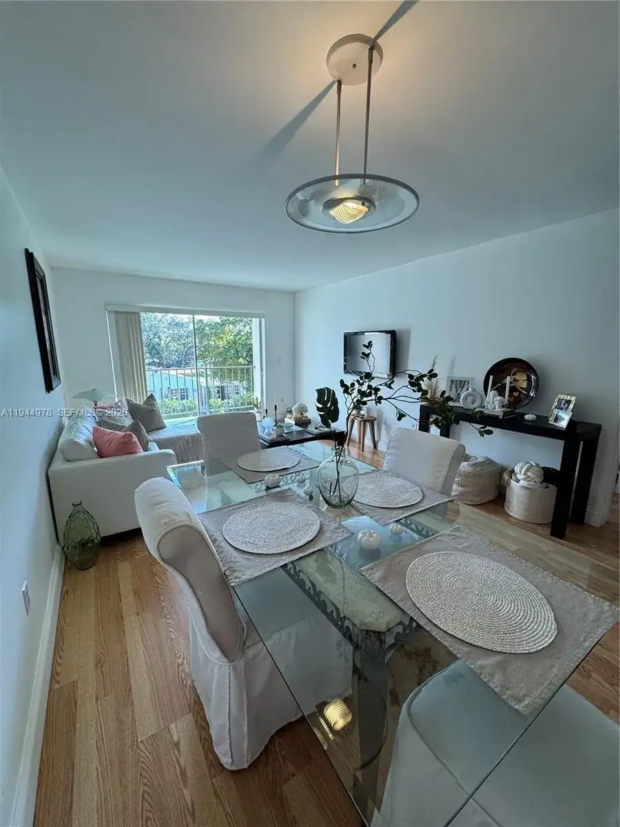 1225 NE 124th St # 33A, North Miami FL 33161 photo 3