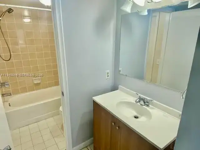 666 NW 114th Ave # 202, Sweetwater FL 33172 photo 5