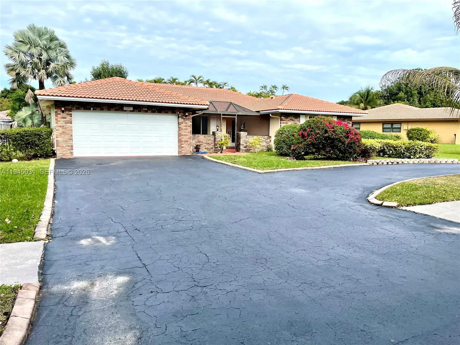 10001 NW 11th Mnr, Coral Springs FL 33071