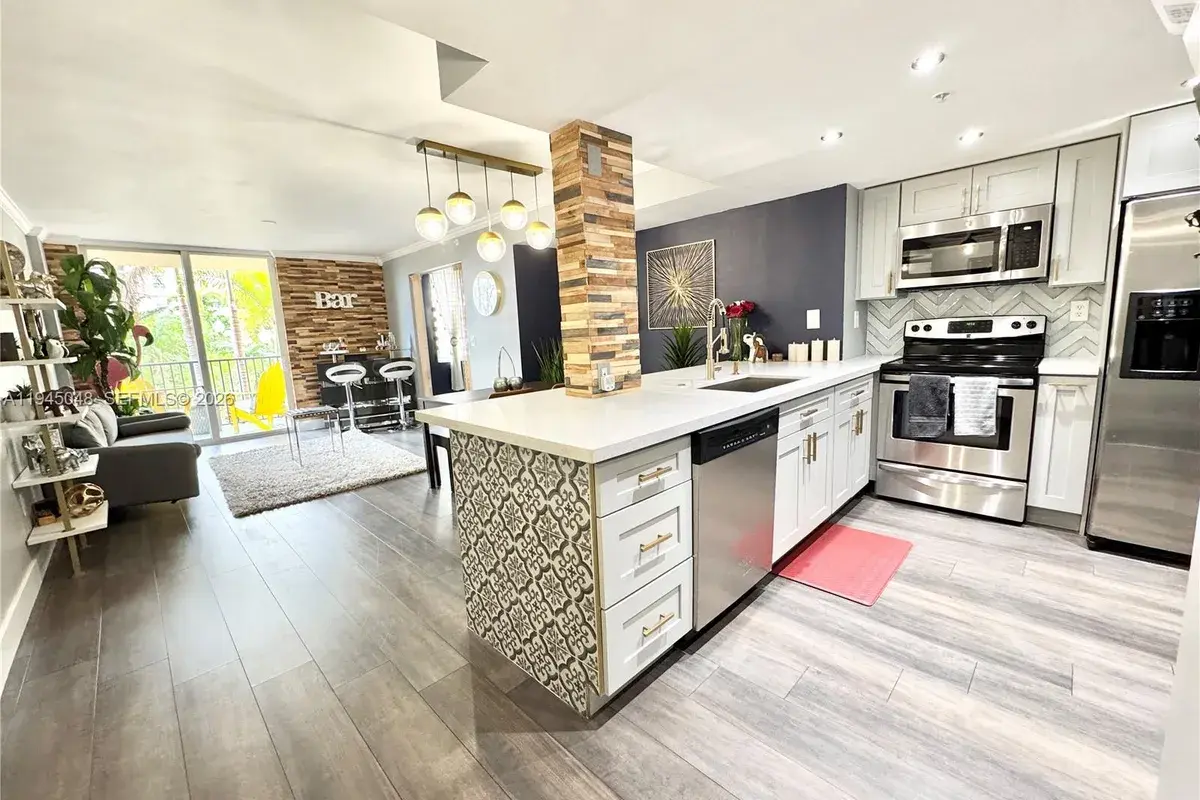 520 SE 5th Ave # 2213, Fort Lauderdale FL 33301