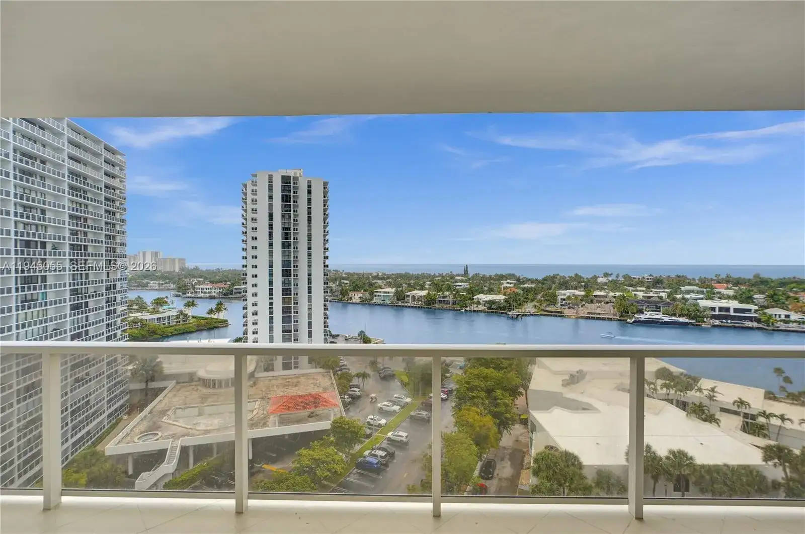 20281 E Country Club Dr # 1002, Aventura FL 33180 photo 4