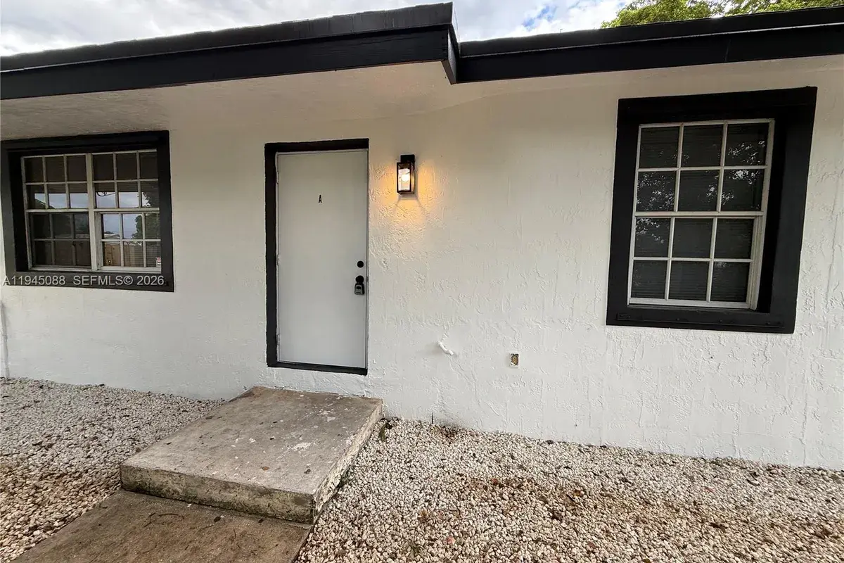 617 NW 3rd Ave # A, Hallandale Beach FL 33009
