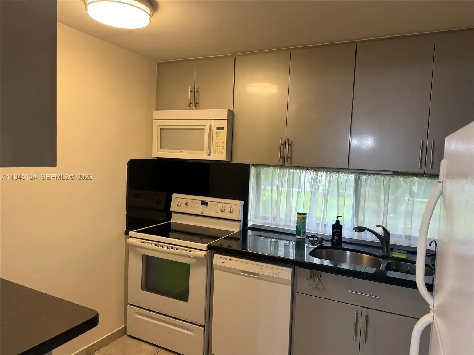 17021 N Bay Rd # 222, Sunny Isles Beach FL 33160 photo 2