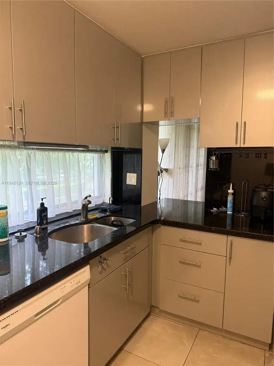 17021 N Bay Rd # 222, Sunny Isles Beach FL 33160 photo 3