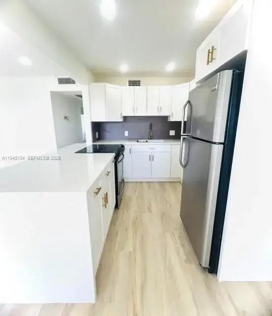 13255 SW 9th Ct # 405G, Pembroke Pines FL 33027 photo 4