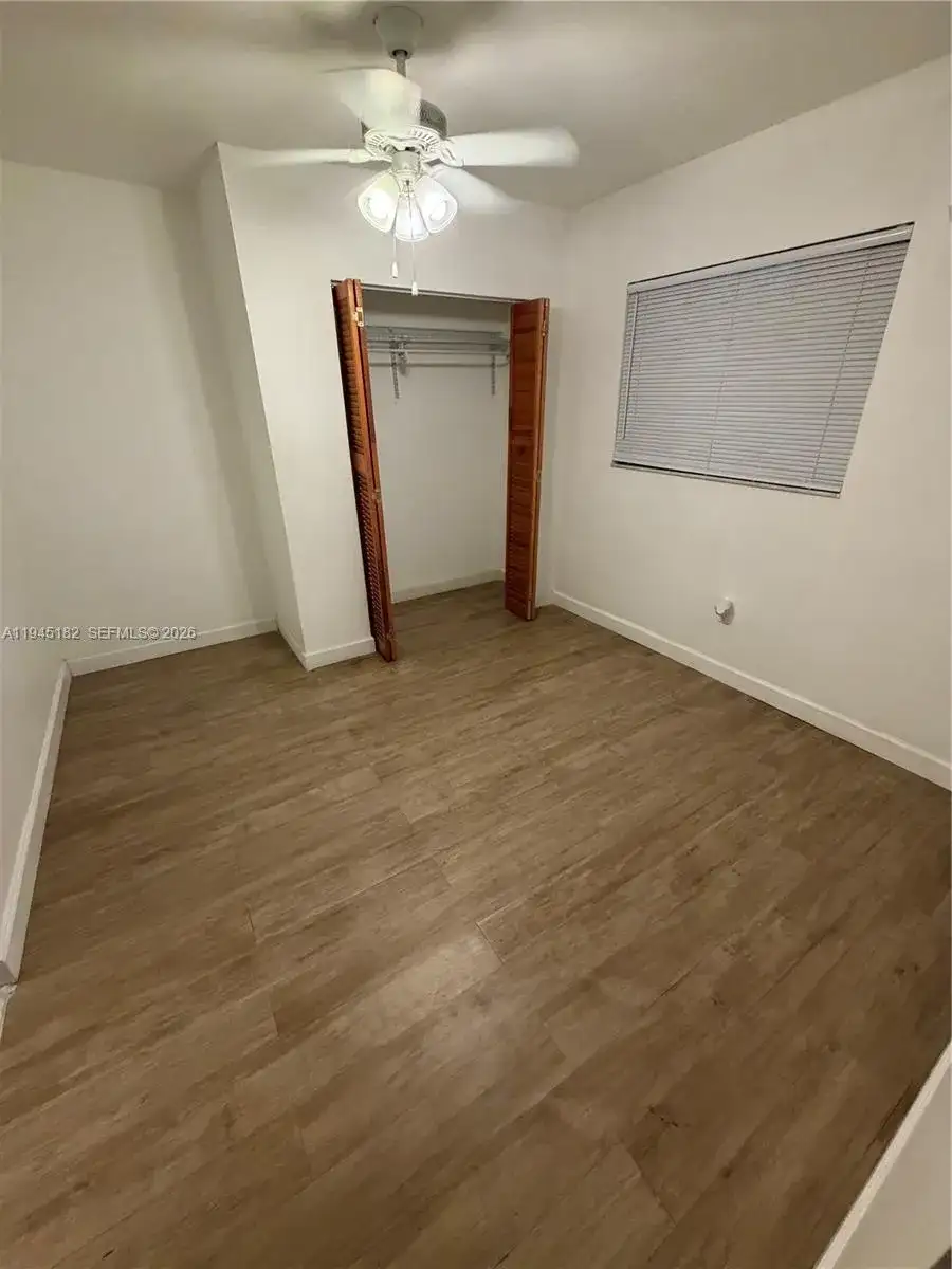 12040 SW 119th Pl, Miami FL 33186 photo 4