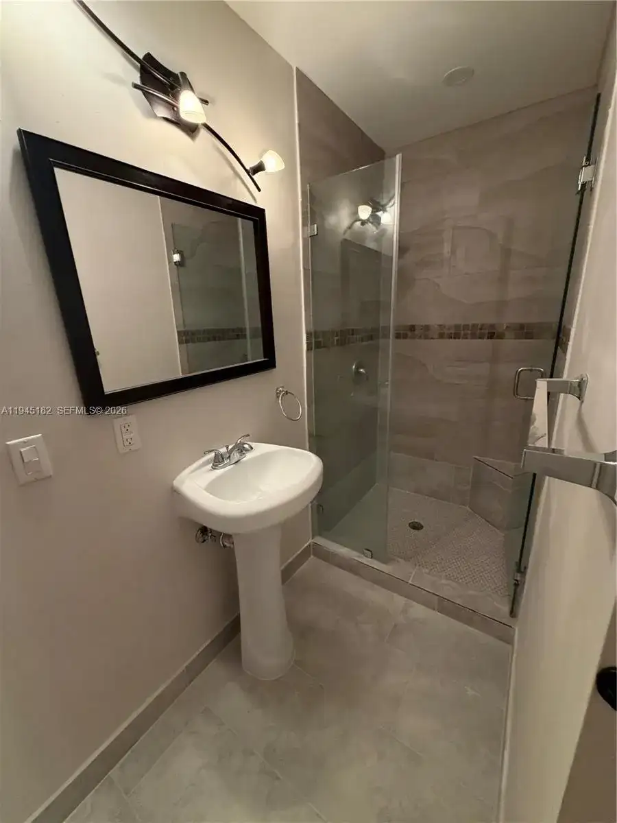12040 SW 119th Pl, Miami FL 33186 photo 5