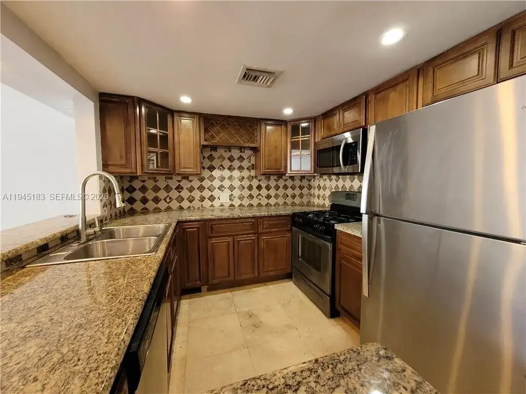 2175 NE 170th St # 108, North Miami Beach FL 33162 photo 3