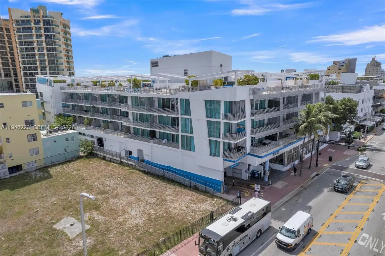1 bath Residential for sale at 1437 Collins Ave, Miami Beach FL 33139