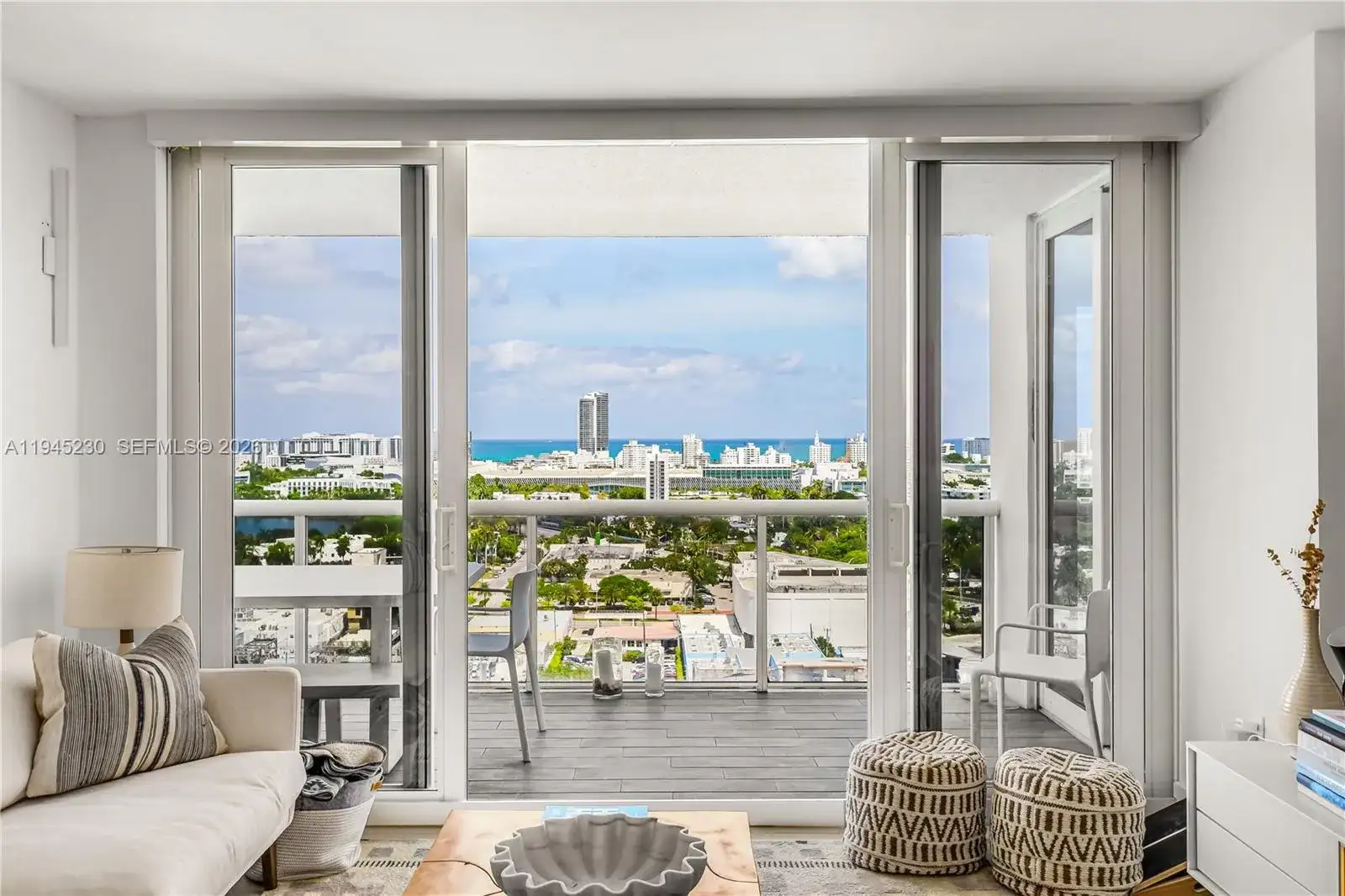 1800 Sunset Harbour Dr, Miami Beach FL 33139 photo 2