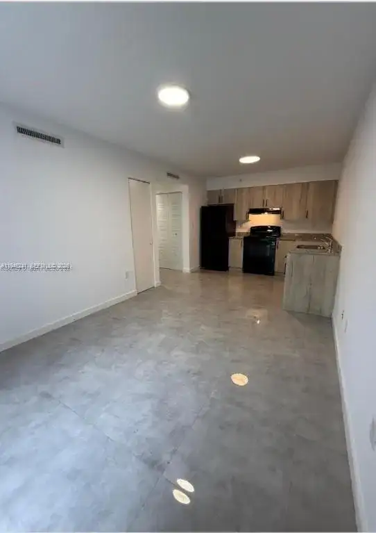 14752 NE 6th Ave # 305, Miami FL 33161 photo 2