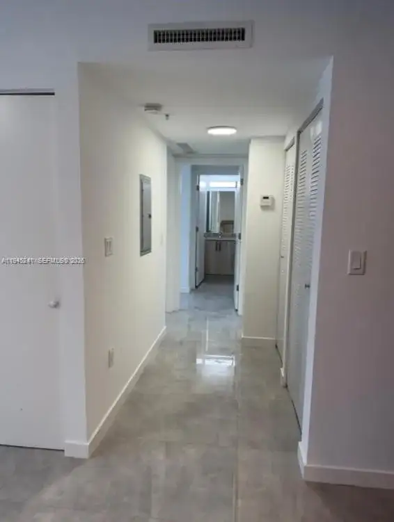 14752 NE 6th Ave # 305, Miami FL 33161 photo 3
