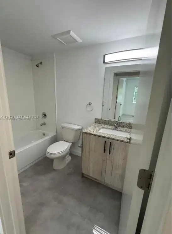 14752 NE 6th Ave # 305, Miami FL 33161 photo 4