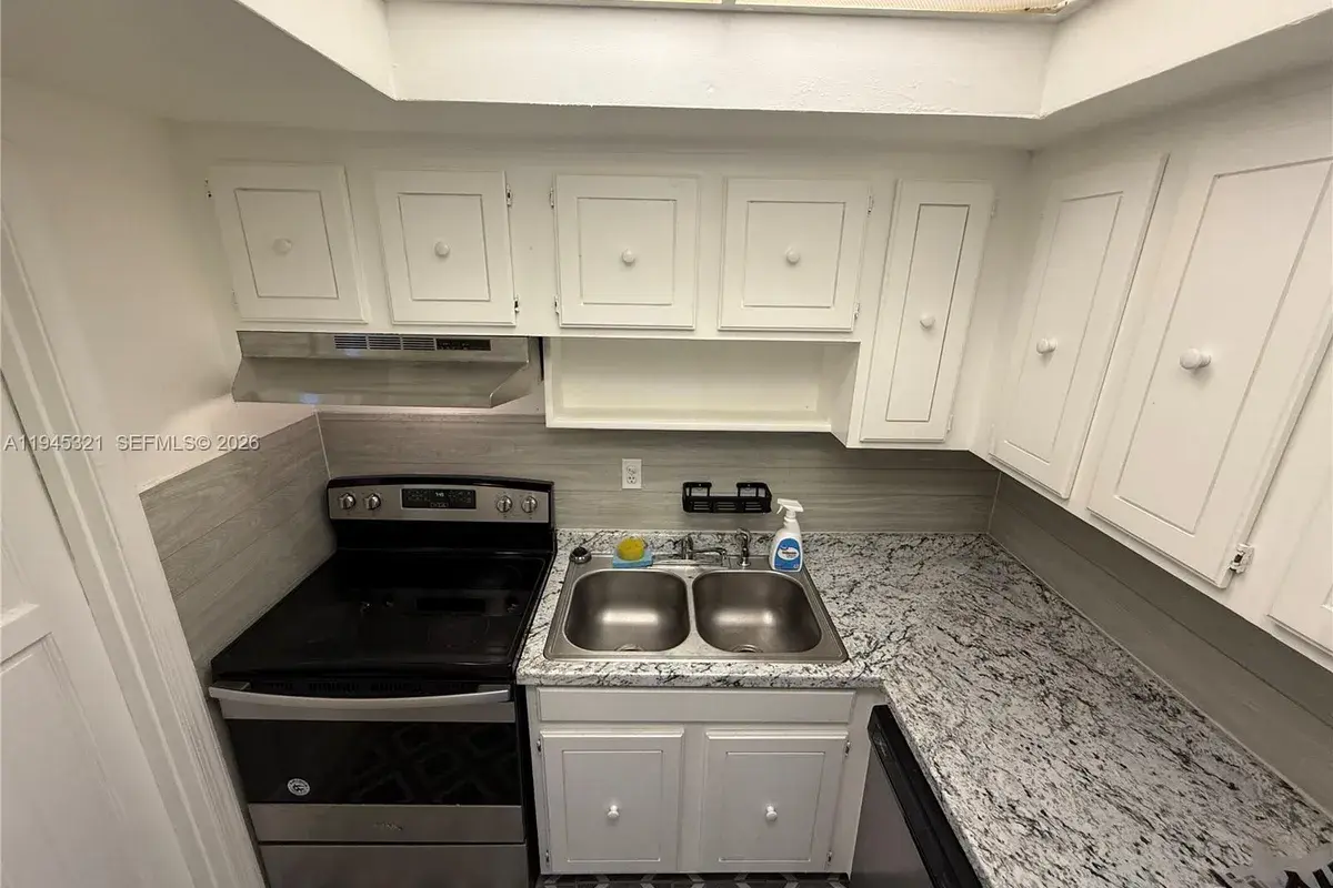 1535 SE 15th St # 202, Fort Lauderdale FL 33316