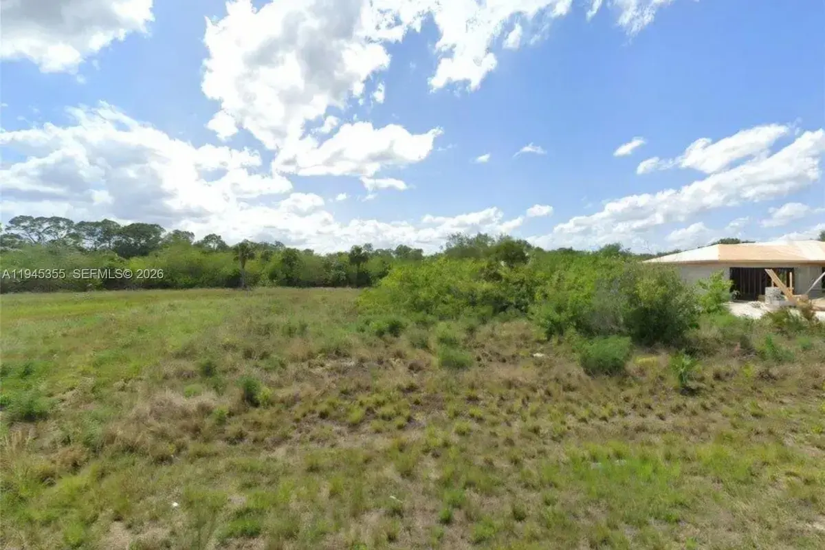 210 Moonlight Lane, Other City - In The State Of Florida FL 33935