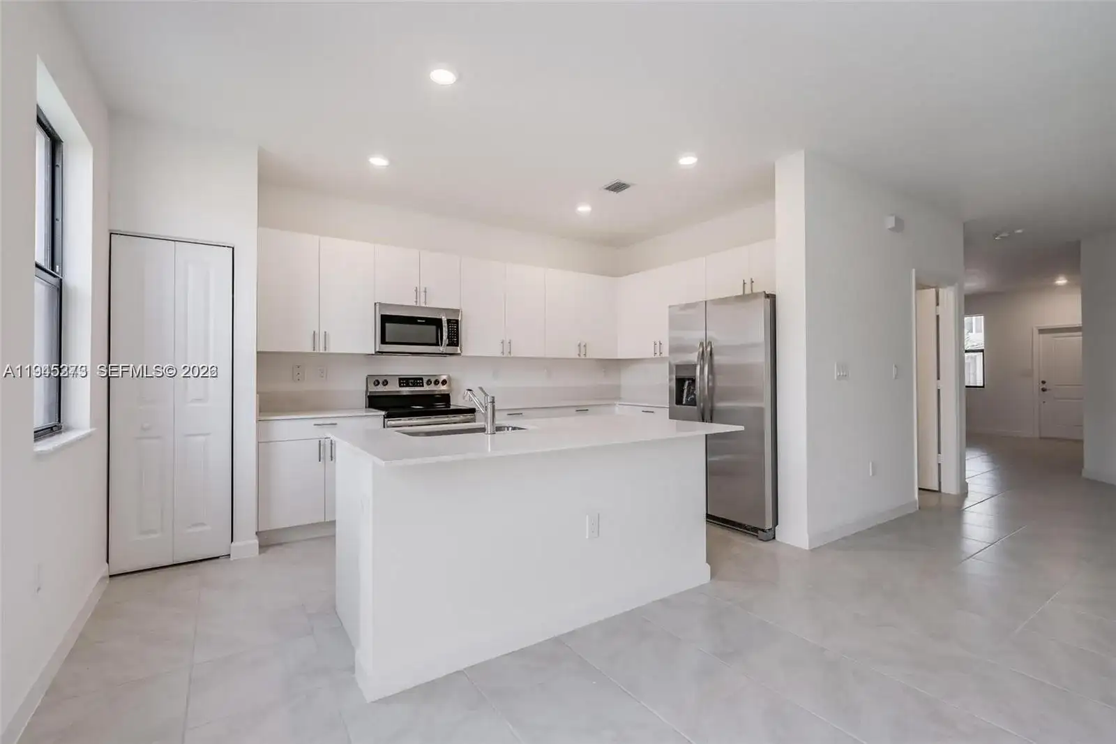 23507 SW 129th Path, Miami FL 33032 photo 4
