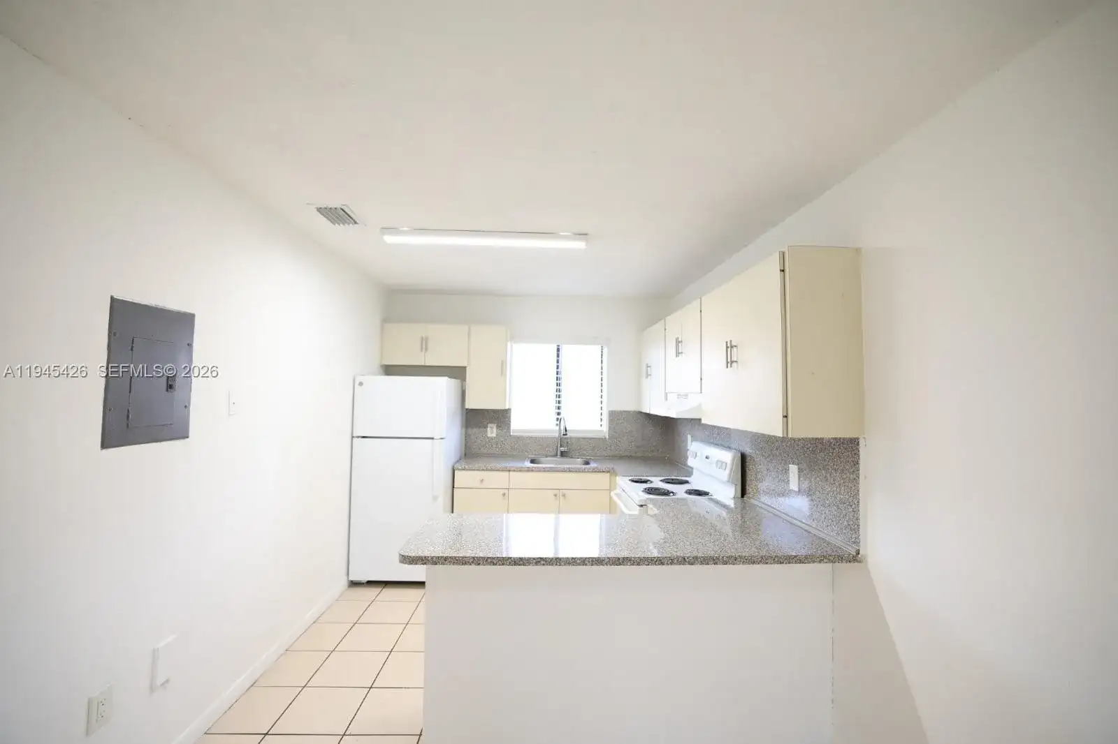 6165 W 22nd Ct # 202, Hialeah FL 33016 photo 2