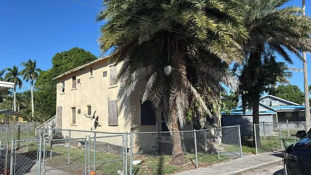 263 Carissa Dr, Pahokee FL 33476 photo 2
