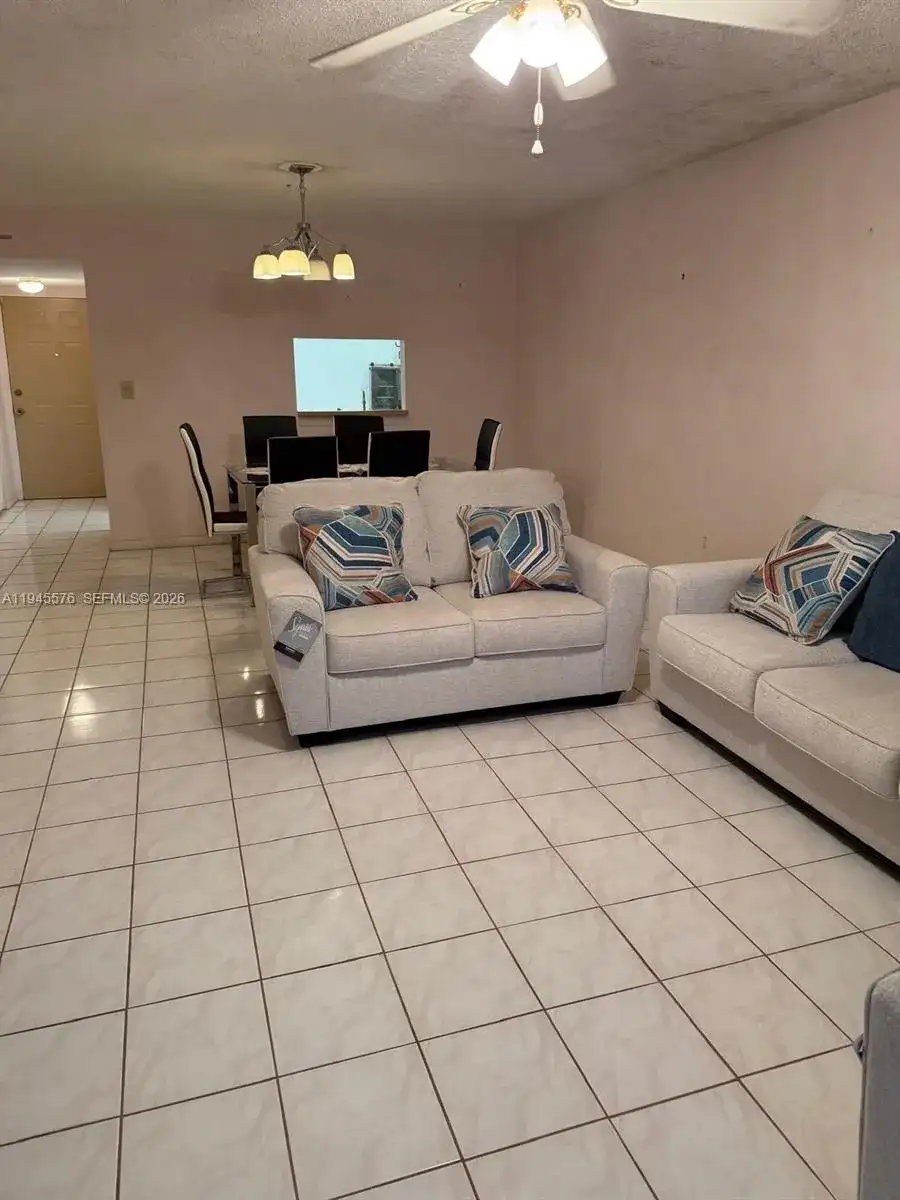 2850 Somerset Dr # 309L, Lauderdale Lakes FL 33311 photo 4