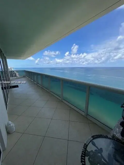 1830 S Ocean Dr # 4501, Hallandale Beach FL 33009