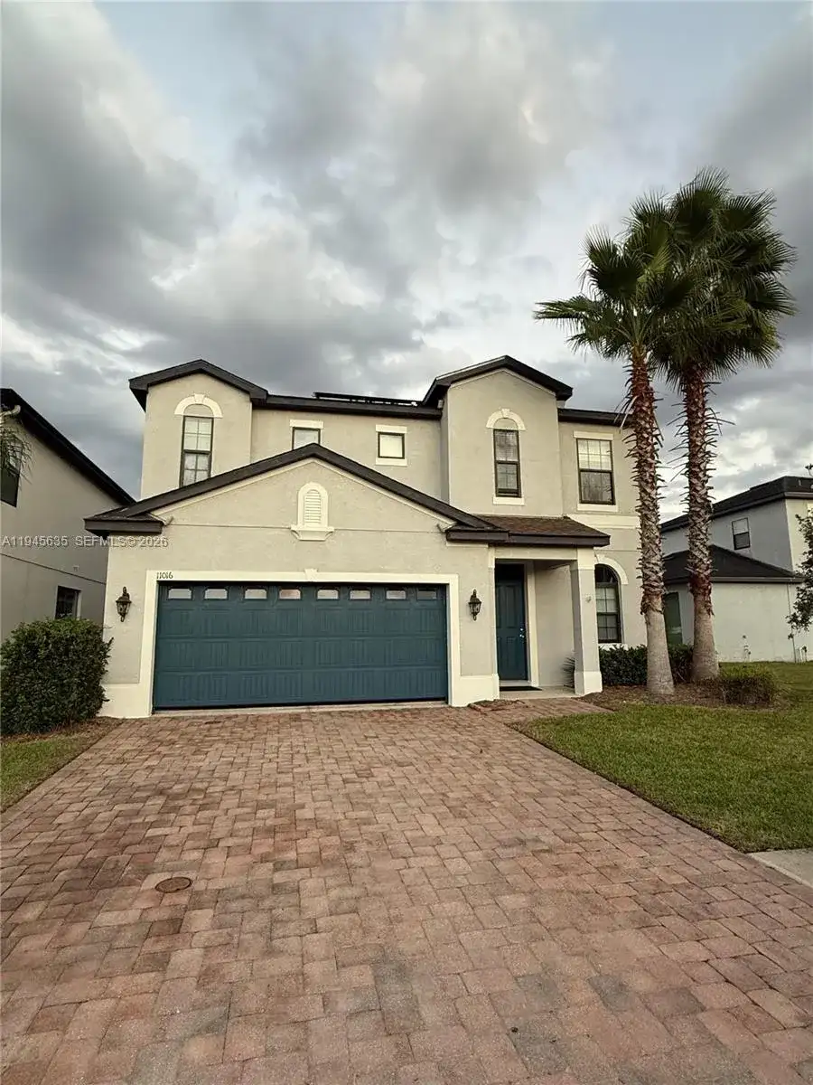 11016 tahiti isle ln, Other City - In The State Of Florida FL 33647 photo 2