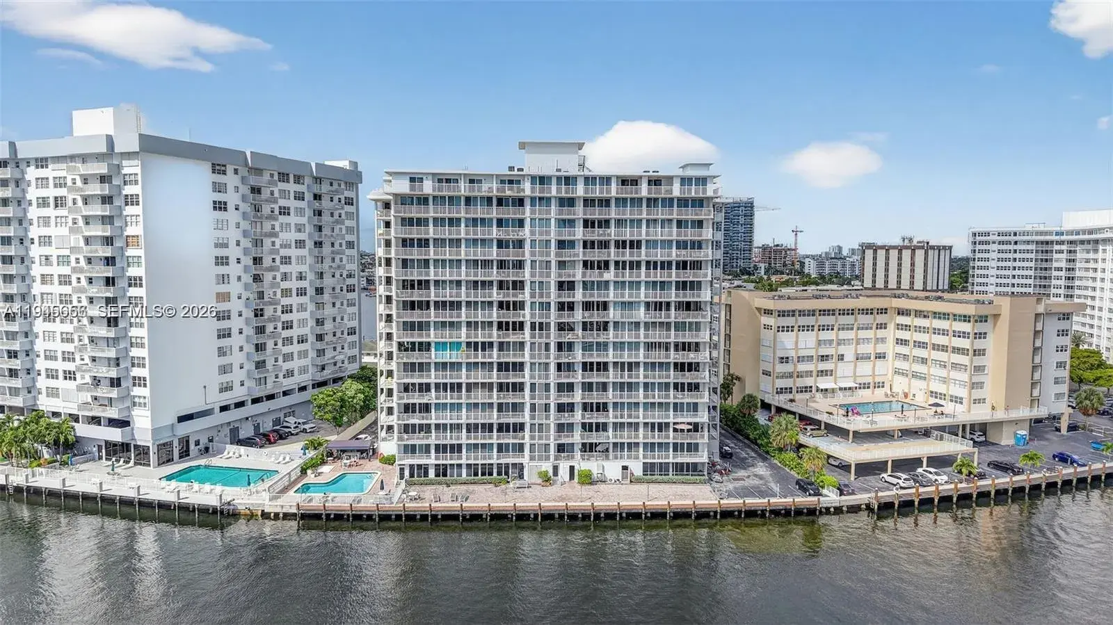 121 Golden Isles Dr # 104, Hallandale Beach FL 33009