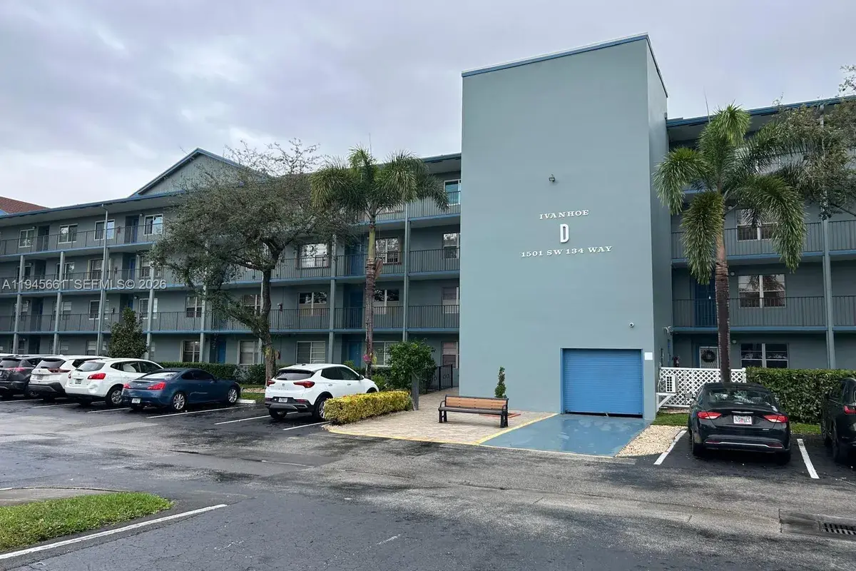 1501 SW 134th Way # 206D, Pembroke Pines FL 33027
