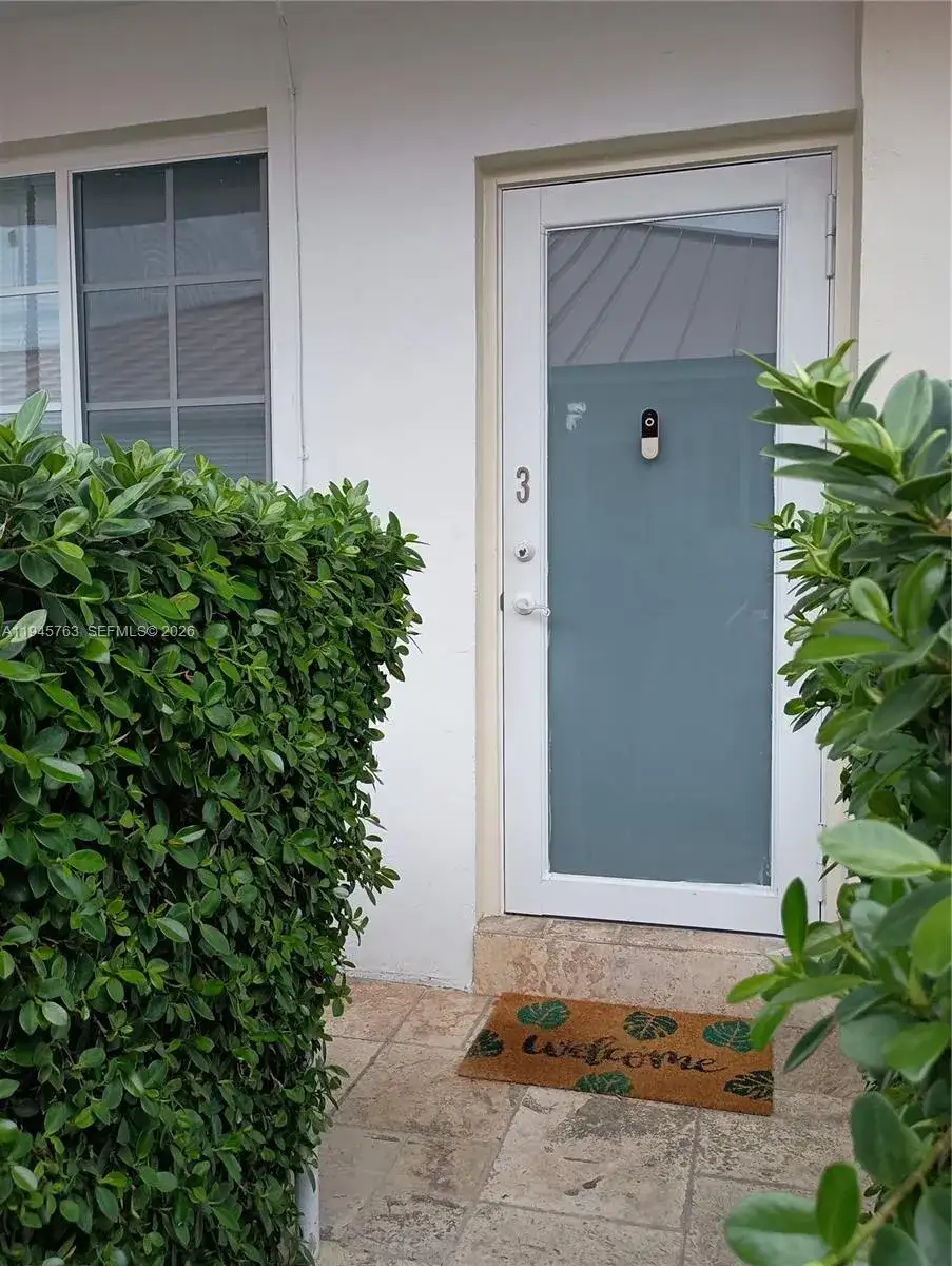 7421 Carlyle Ave # 3, Miami Beach FL 33141 photo 5