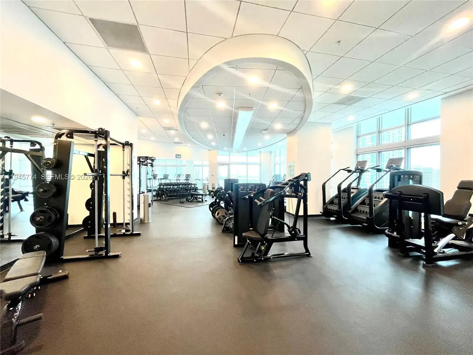 300 S Biscayne Blvd # 1803, Miami FL 33131 photo 5