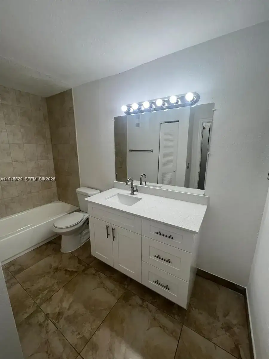 3460 N Pinewalk Dr N # 315, Margate FL 33063 photo 5