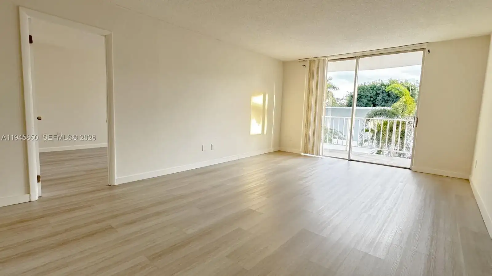 484 NW 165th St Rd # 314, Miami FL 33169 photo 5
