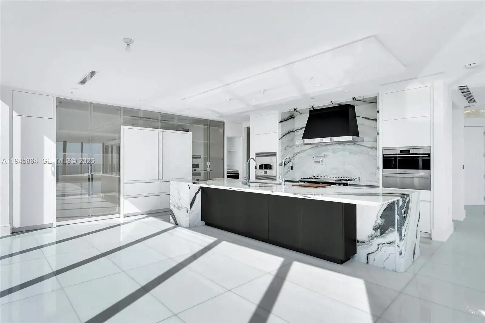 17975 Collins Ave # N1801, Sunny Isles Beach FL 33160 photo 5