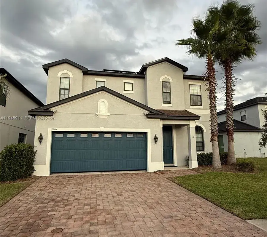 11016 tahiti isle, Tampa FL 33647