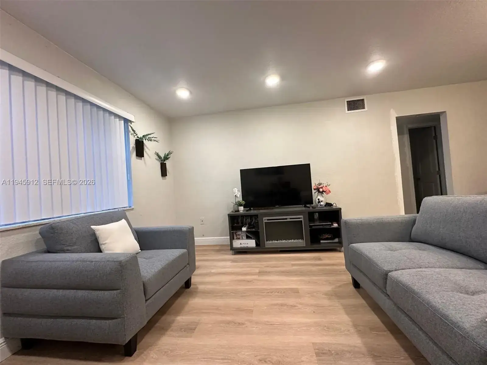 17255 SW 95th Ave # 104, Palmetto Bay FL 33157 photo 3