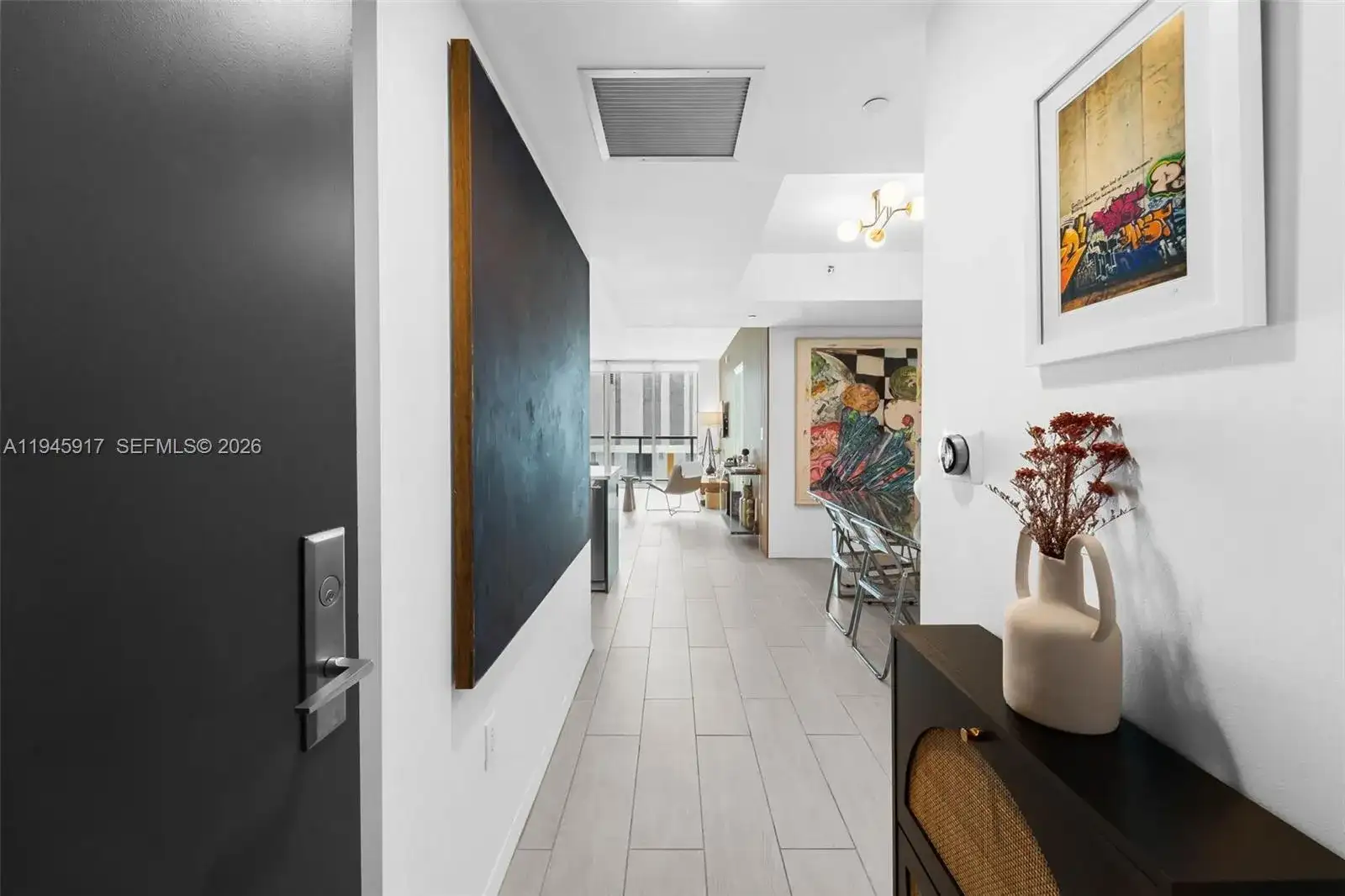 55 SE 6th St # 2600, Miami FL 33131 photo 2