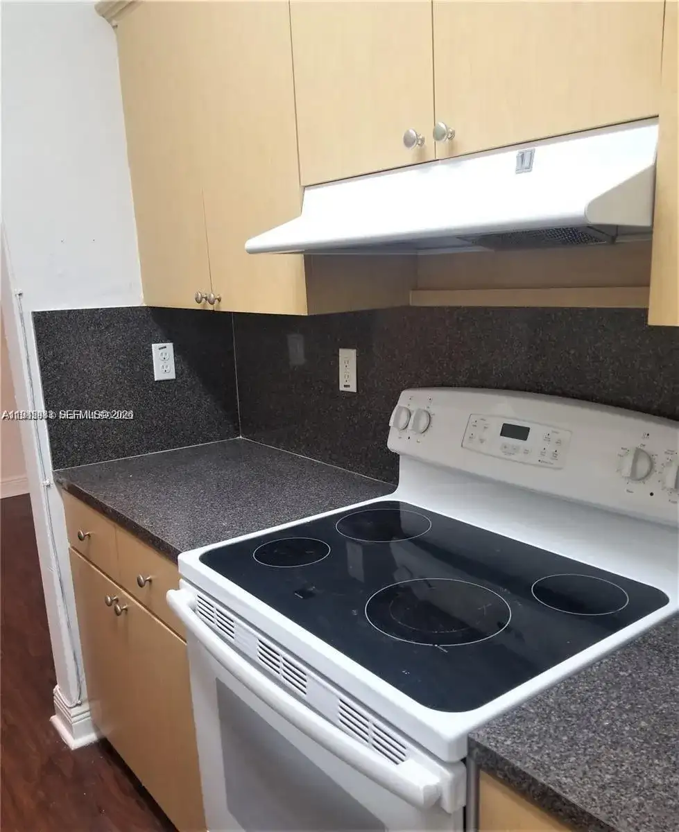 941 NE 169th St # 216, North Miami Beach FL 33162 photo 4